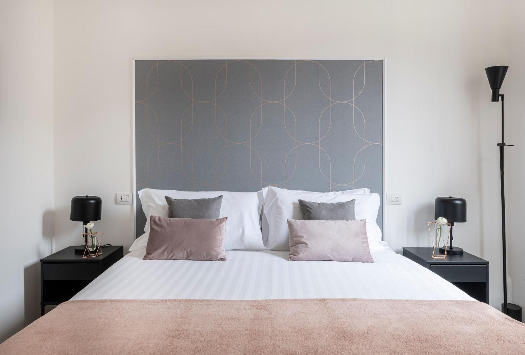 Easylife - Suite In Porta Venezia Milan Bagian luar foto