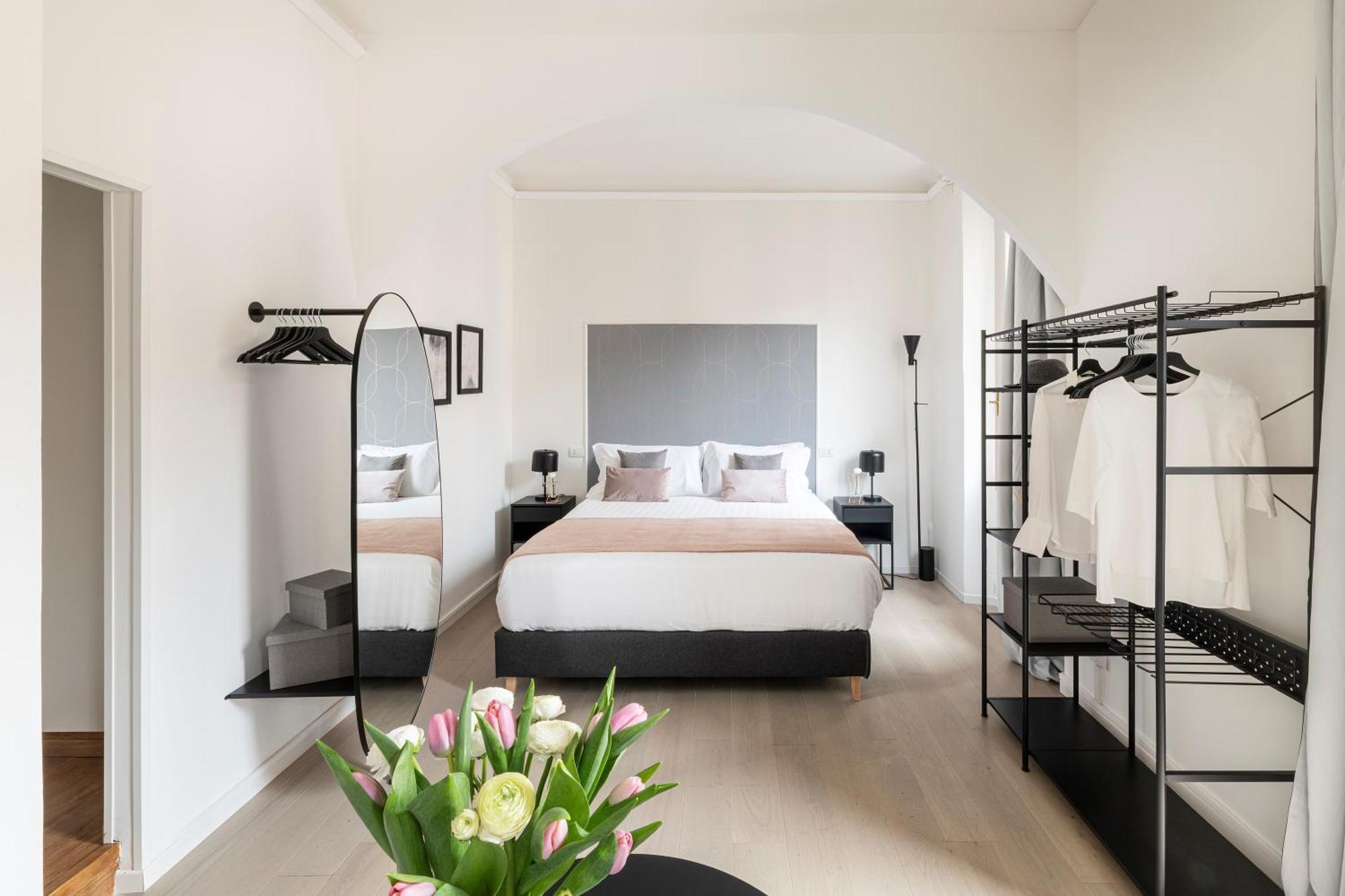 Easylife - Suite In Porta Venezia Milan Bagian luar foto