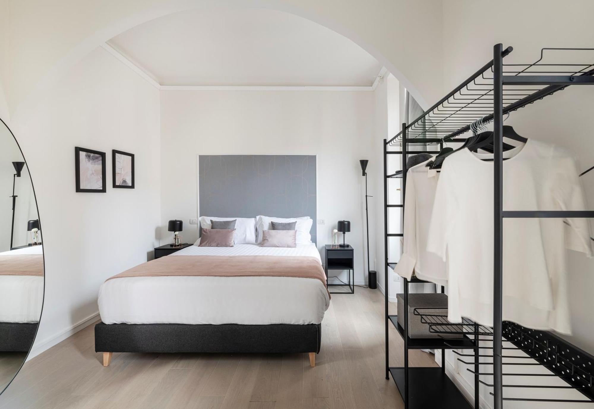 Easylife - Suite In Porta Venezia Milan Bagian luar foto